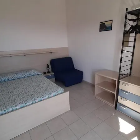 Hotel Holiday Varigotti